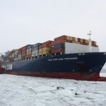 «Транзит-ДВ» поставил на контейнеровоз 10 тыс. тонн нефтепродуктов на рейде бухты Славянка