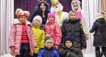 Сказочные представления подарил Константин Богданенко детям Хасанского района