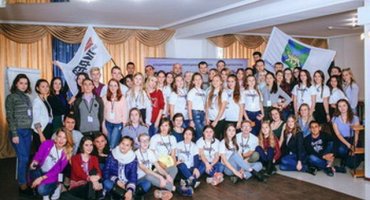 Славянские школьницы приняли участие в «Лидере 21 века»