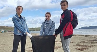 Волонтеры провели экологическую акцию на пляже Маньчжурка